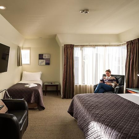 Carnmore Chateau Marlborough Blenheim Dış mekan fotoğraf A typical hotel room