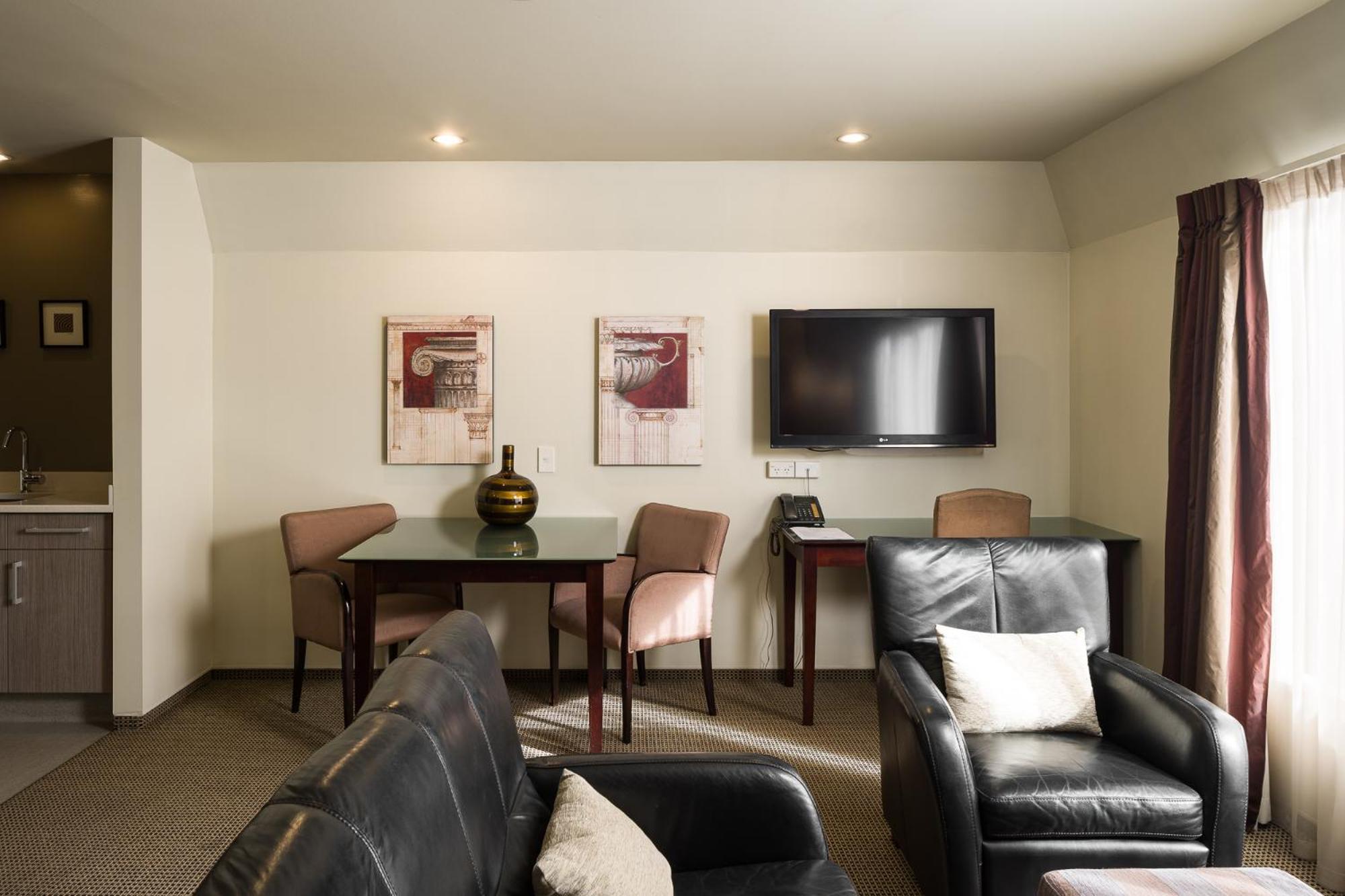 Carnmore Chateau Marlborough Blenheim Dış mekan fotoğraf A typical apartment at the hotel